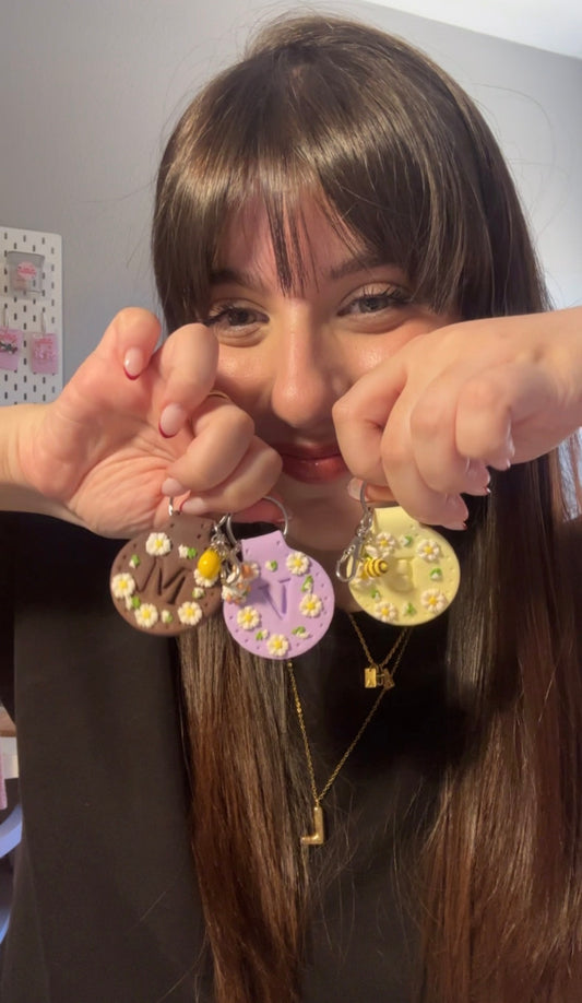 Llavero personalizado con margaritas