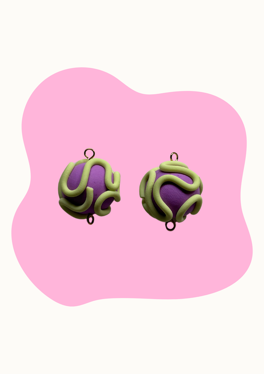 Charm - Caramelo - Morado y verde pastel