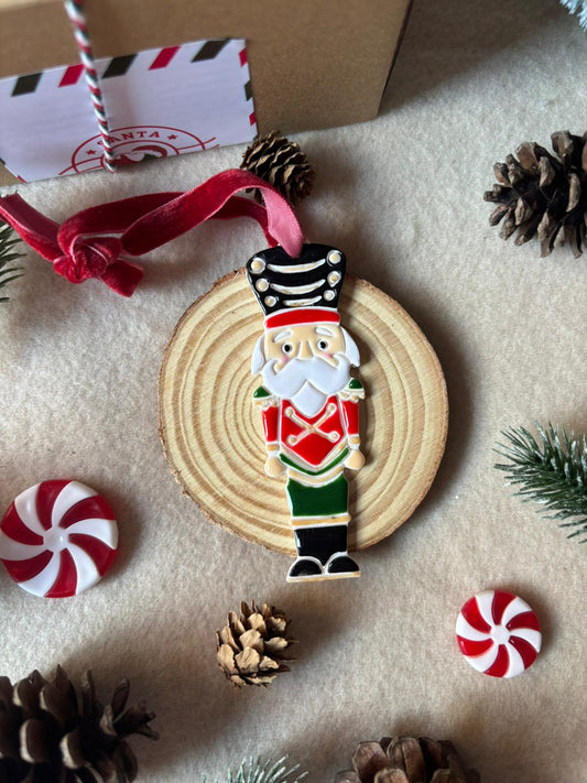 Adorno navideño Cascanueces clásico