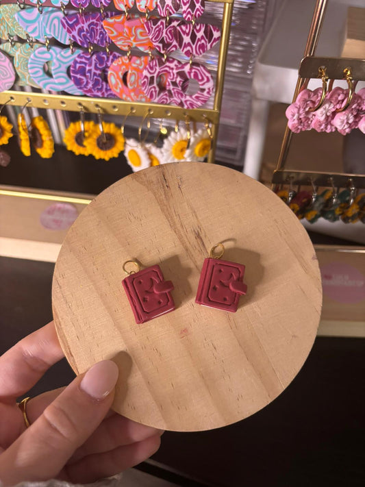 Charm Libro granate REBAJAS