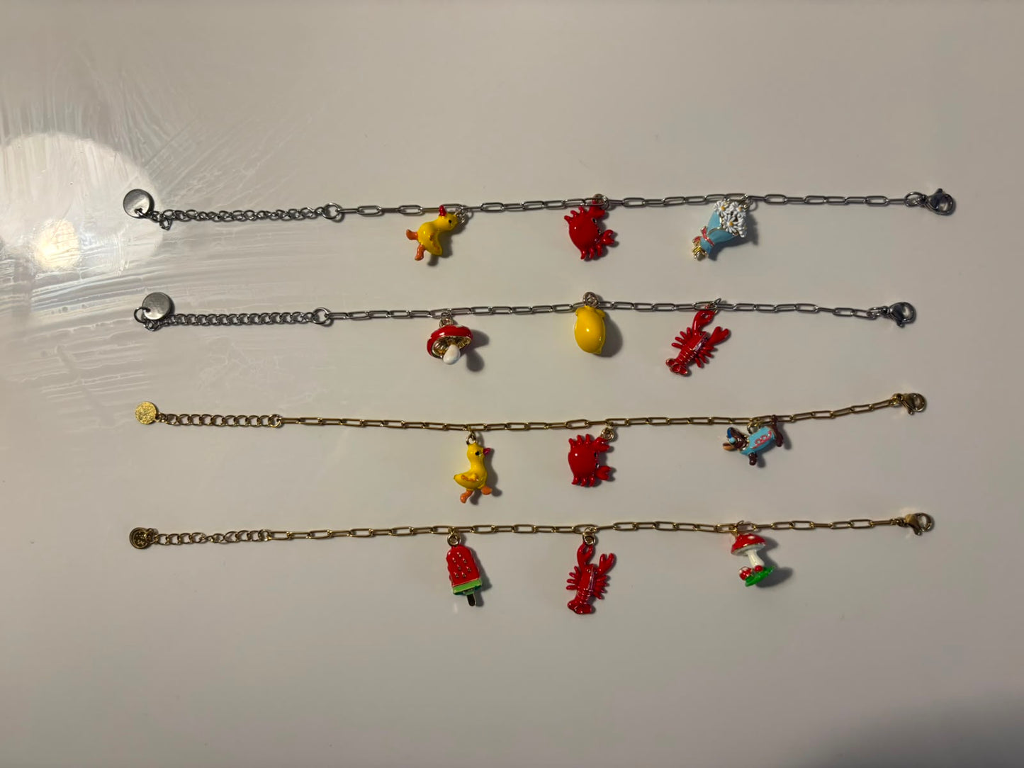Pulseras con charms