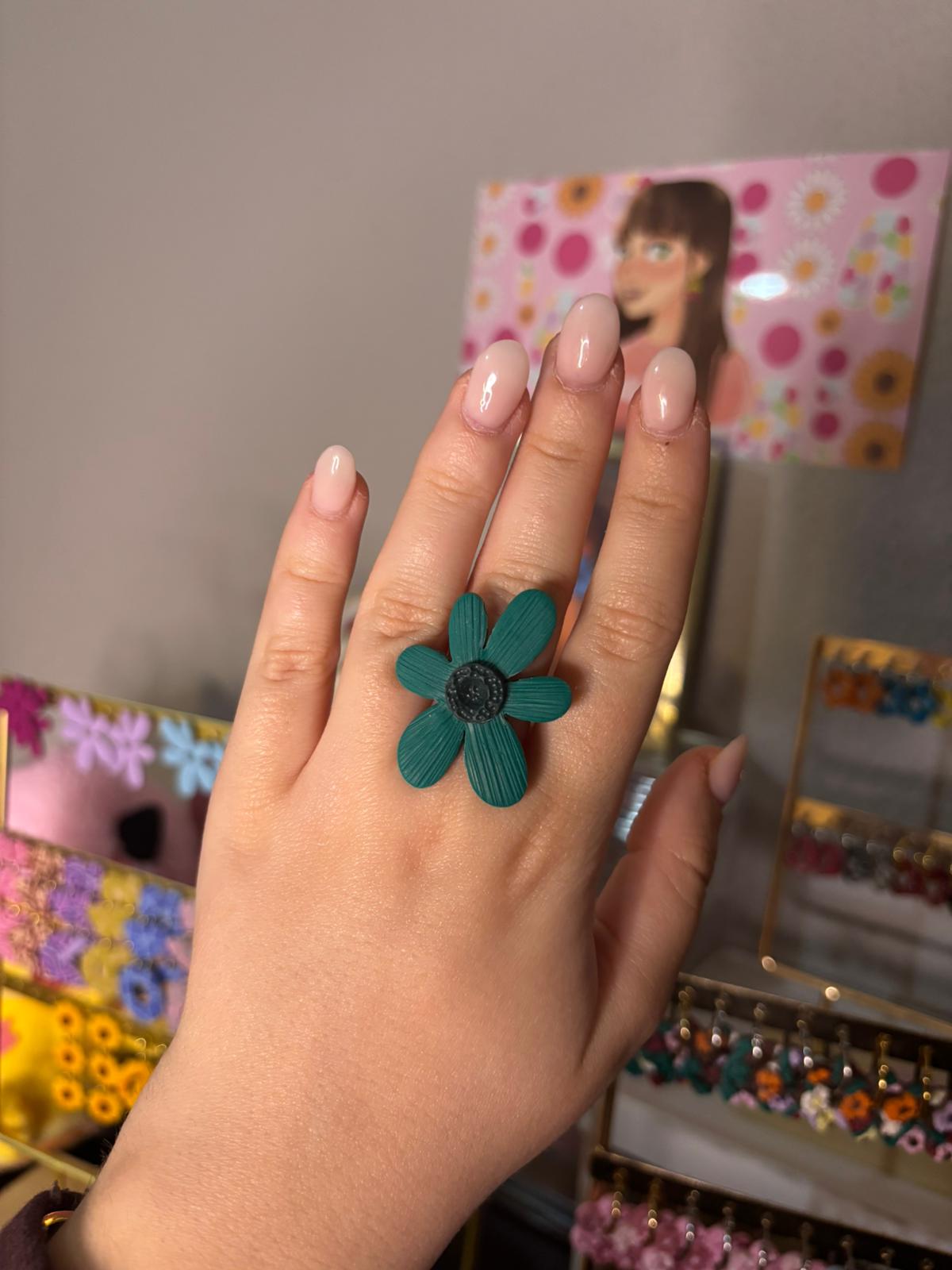 Anillo Fyora grande verde DORADO REBAJAS