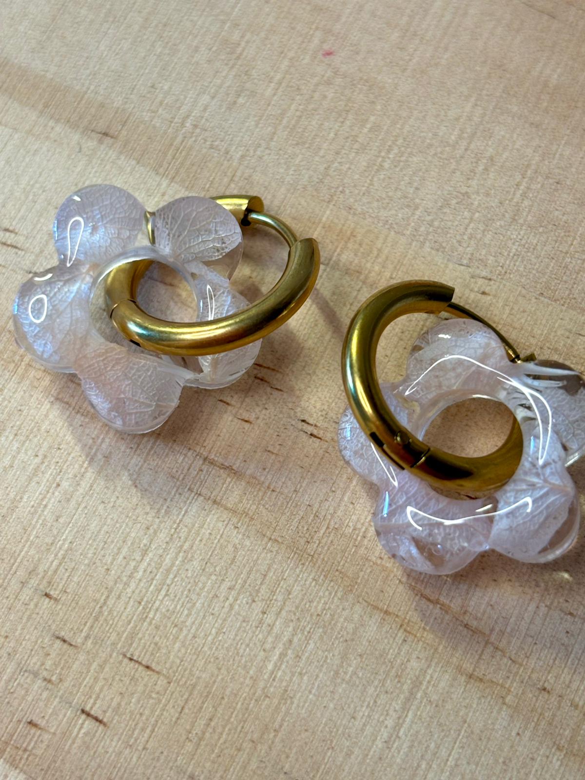 Flores de Hortensia y Phalaris blanco