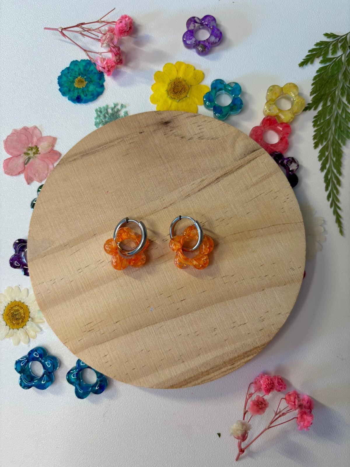 Flores de Lagurus ovatus naranja