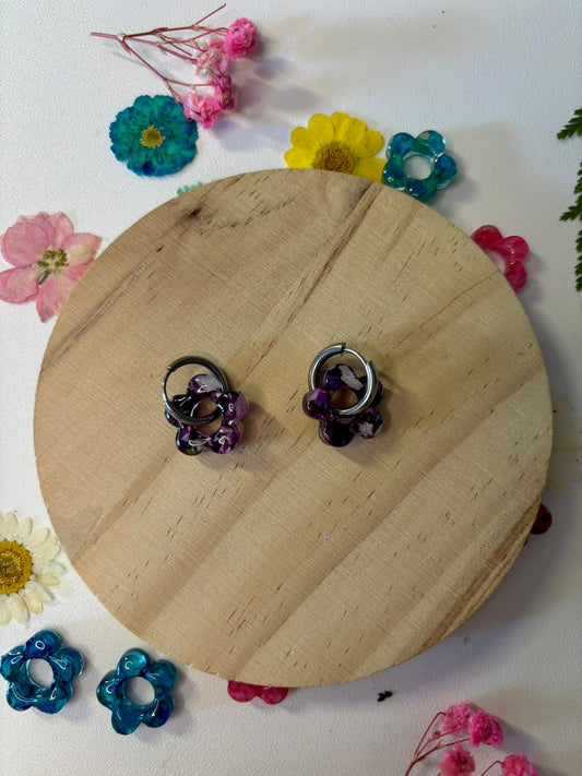 Flores de Hortensia y Gomphrena globosa morado oscuro